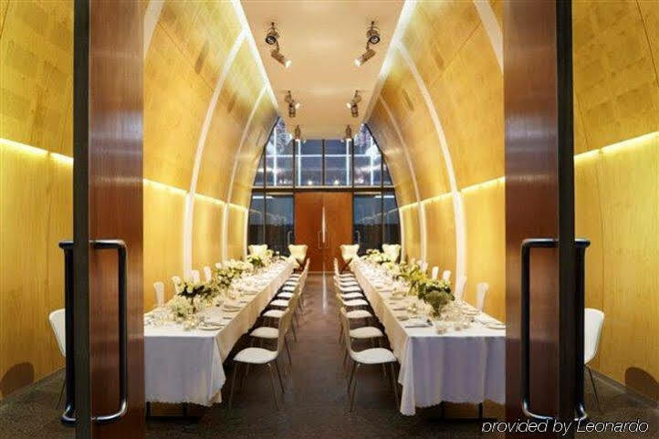 ホテル レルム キャンベラ エクステリア 写真 The Long Room