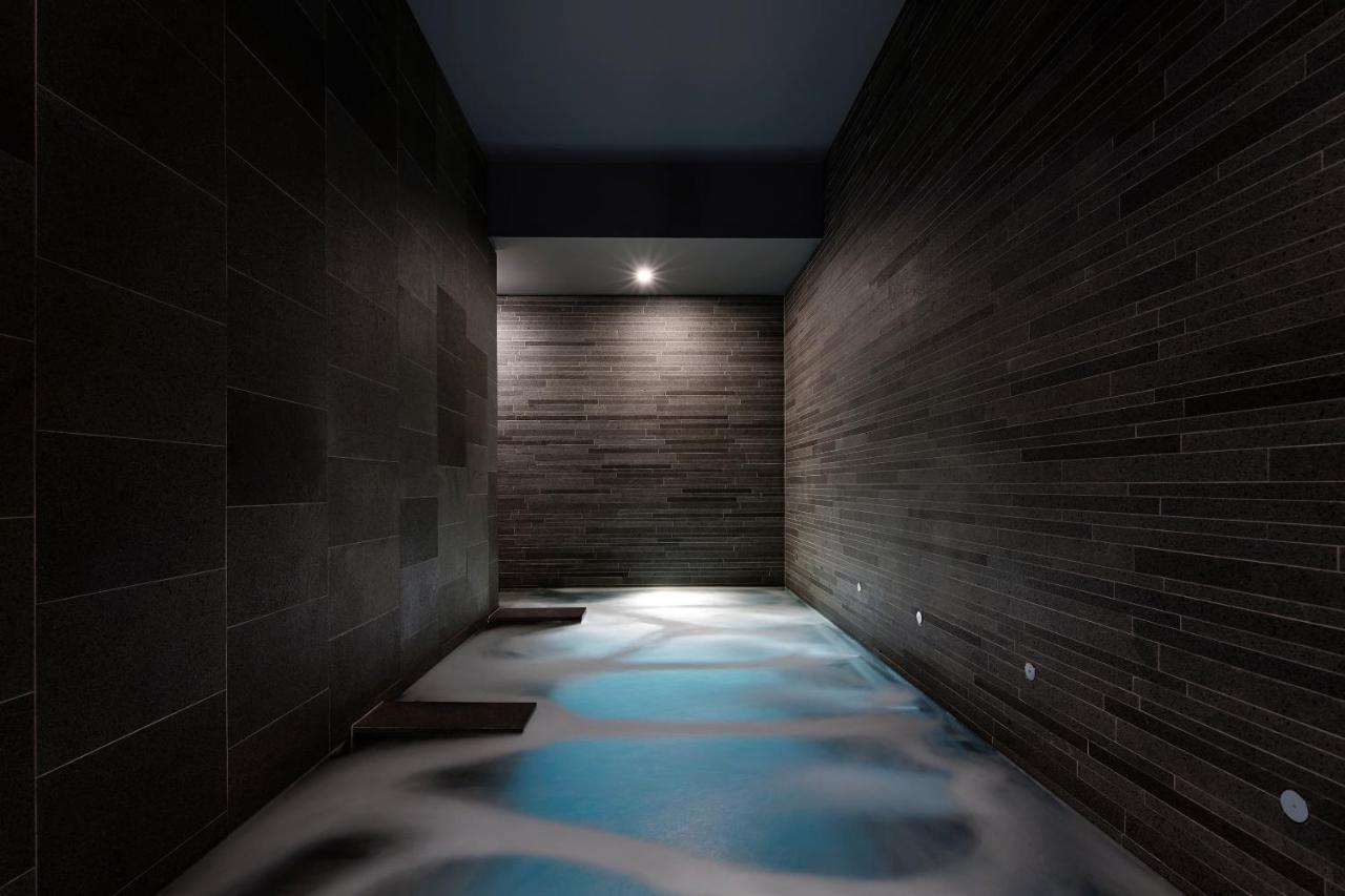 ホテル レルム キャンベラ エクステリア 写真 A modern onsen in Tokyo