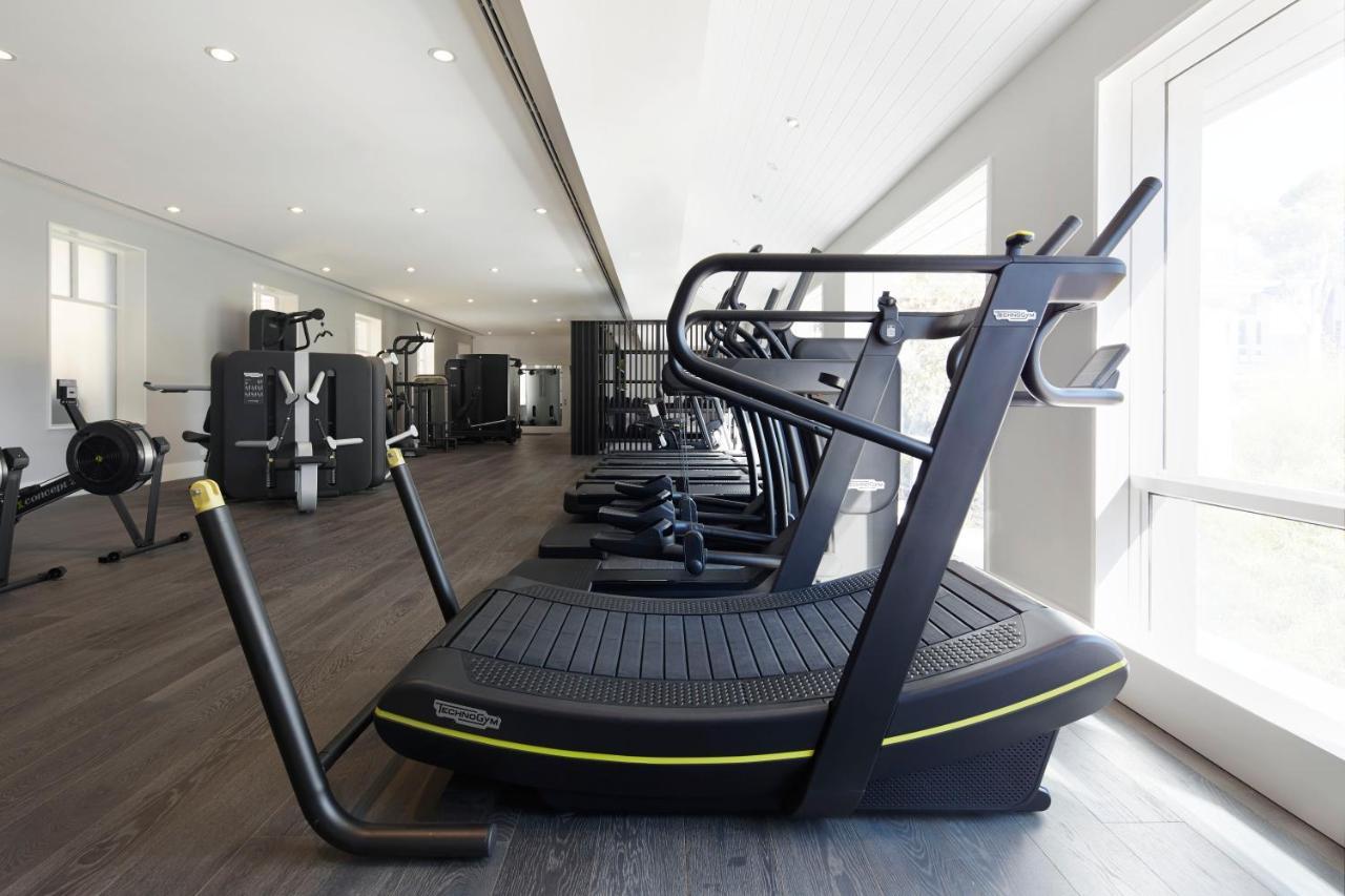 ホテル レルム キャンベラ エクステリア 写真 A treadmill